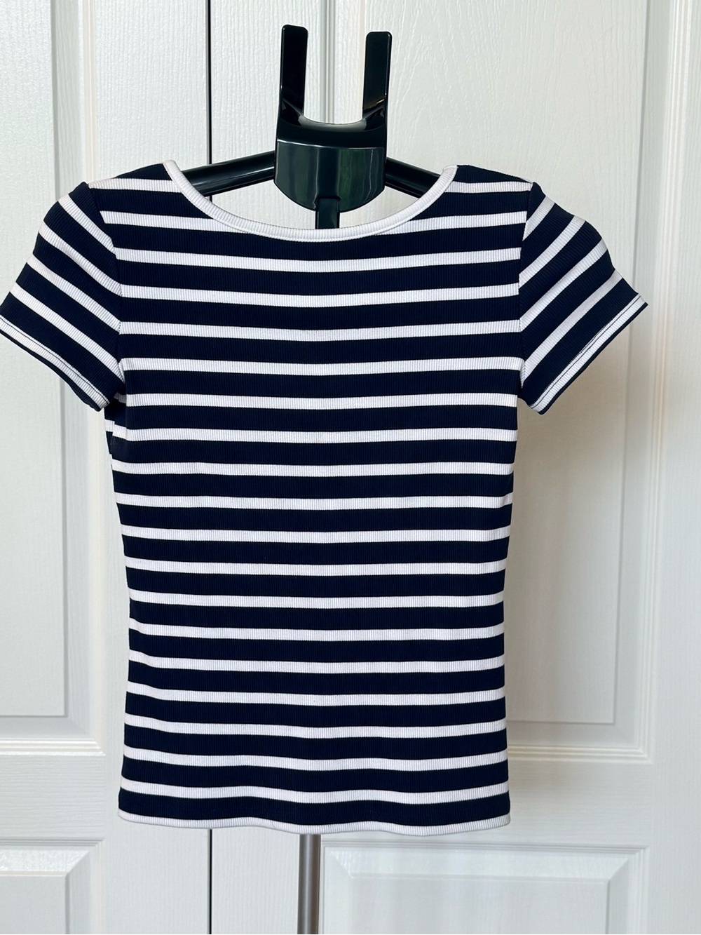 Tahari Navy & White Striped Short Sleeve Top - Classic Boatneck XS💙